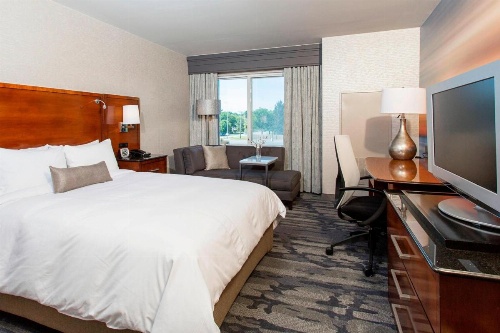 Rochester Airport Marriott image 26