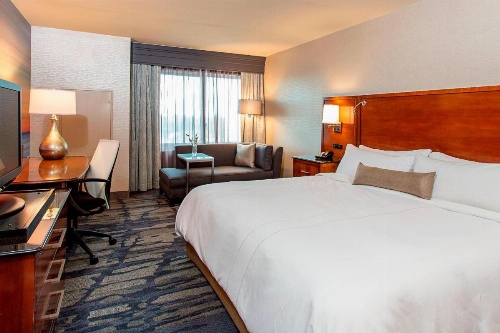 Rochester Airport Marriott image 27