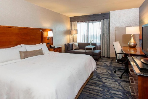 Rochester Airport Marriott image 29