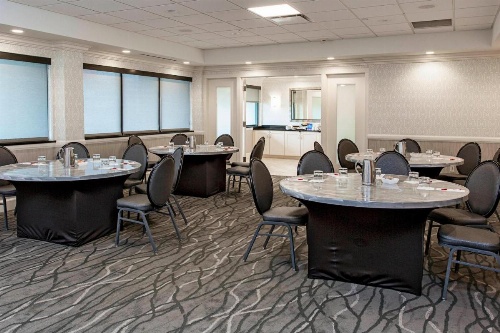 Rochester Airport Marriott image 9